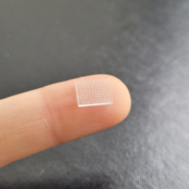 (English) A new 3D printed vaccine patch that outperforms needle jab to boost immunity